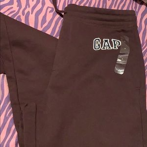 Gap women Medium sweatpants, New , Color: Burgandy